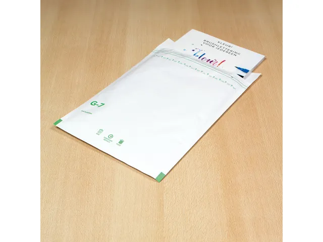 Luchtkussenenvelop Raadhuis 230x340mm G17 wit plakstrip doos a 100 stu
