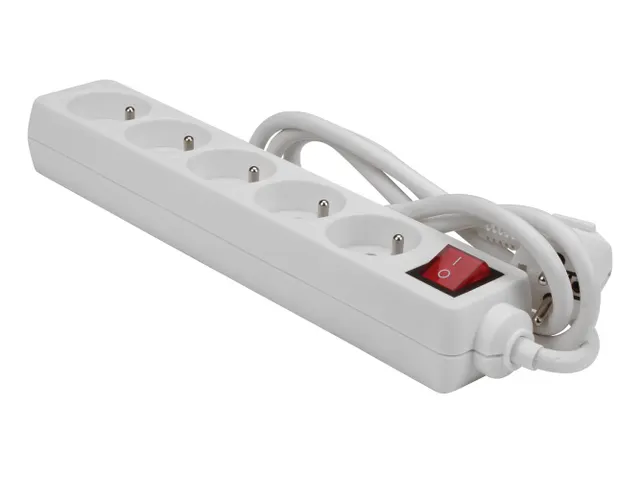 Multiprise 5 Prises Avec Interrupteur - câble DE 1,5m - Blanche - PR