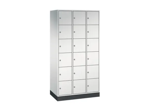 lockerkast,RAL 7035,HxBxD 1950x920x500mm,3x6vakken,cil.-slot,sokkel