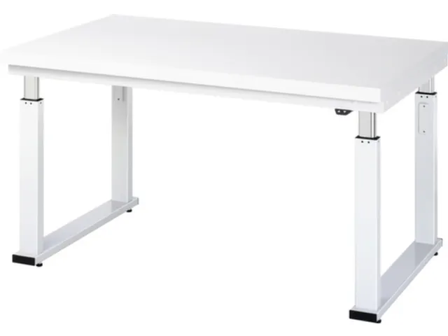 Werkbank elektrisch hoogte verstelbaar 740-1040x1500x900mm laminaatbla