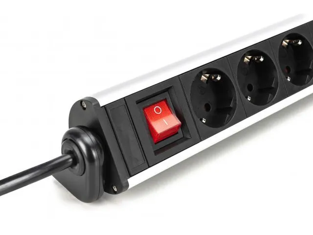 6-voudige kantoorstekkerdoos met 3x USB-poorten