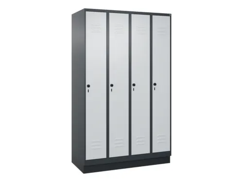 locker,HxBxD 1950x1200x500mm,4vak,vak B 300mm,draaigrendel,sokkel