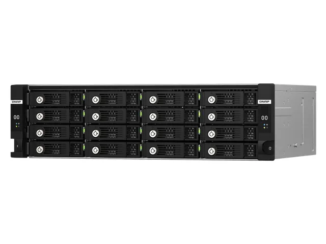 16x 2.5 inch/3.5 inch SATA, 3 x 12Gb/s SAS 3.0 wide ports / SFF-8644,