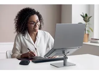 Universele Laptopstandaard Traploos Verstelbaar - 11