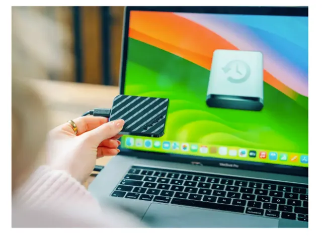 Store'N Go Mini Diamond SSD 512GB 32024 USB-C 3.2 Gen2 external