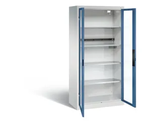 acculaadkast 1950x930x500mm 5stekkerdozen 230V cil.-slot front RAL5023 - 2