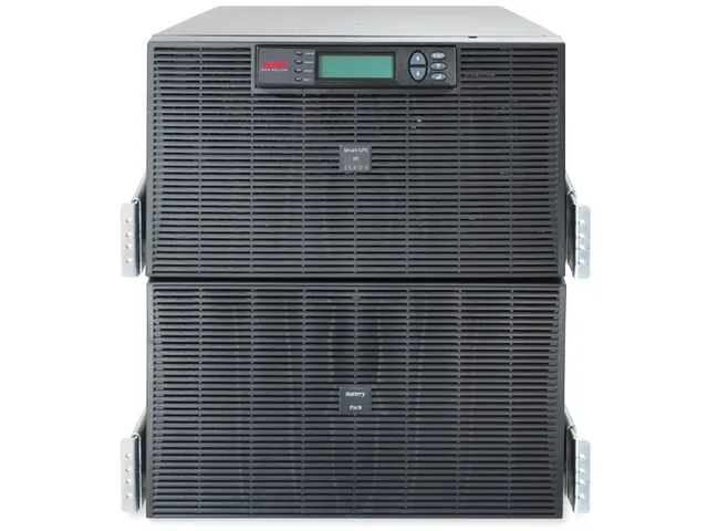 Smart-UPS RT 15kVA RM 230V