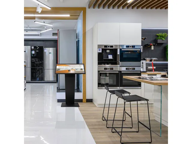 StreamLine Digitale informatie Kiosk 32 inch Samsung scherm Zwart