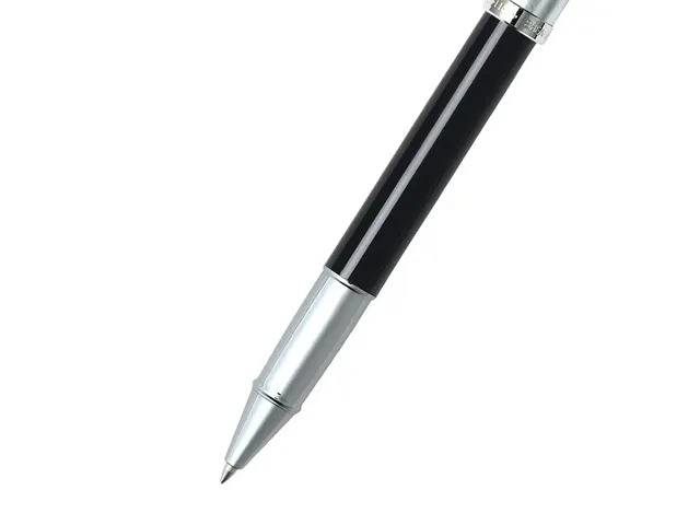 Rollerball SHEAFFER 100 E9313 Glossy black barrel brushed chrome cap n