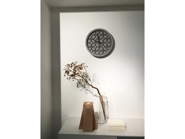 Horloge murale NeXtime 'Concreto Love' Ø39,5cm polyrésine/bois gris