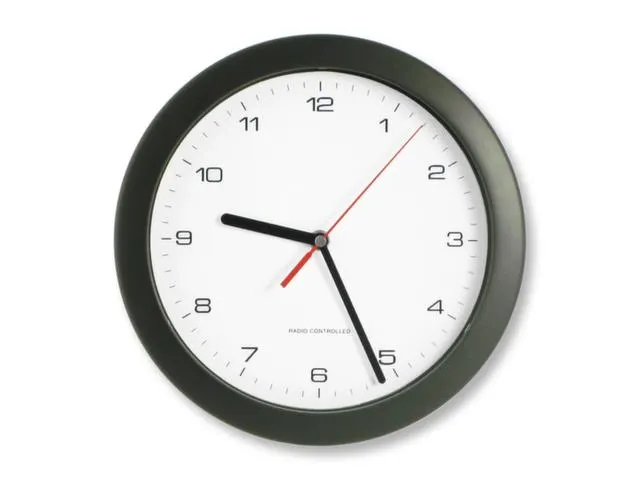 Radiowandklok Ø 25 cm Met Cijferaanduiding
