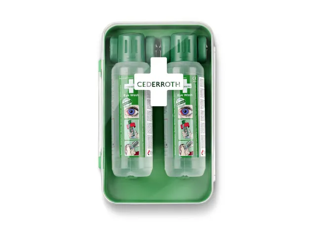 Cederroth 51011040 Eye Wash Station