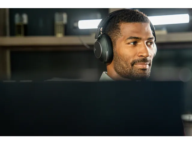 Headset HP POLY Voyager Surround 80 UC USB-C