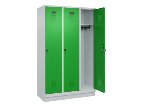 locker,HxBxD 1950x1200x500mm,3vak,vak B 400mm,draaigrendel,sokkel