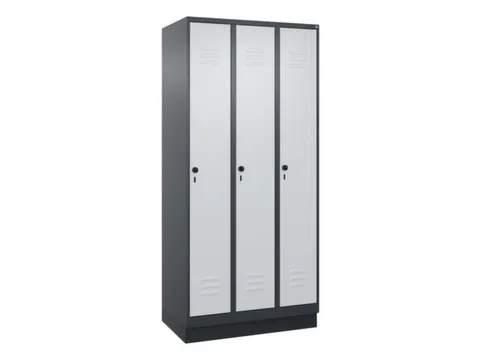 locker,HxBxD 1950x900x500mm,3vak,vak B 300mm,draaigrendel,sokkel