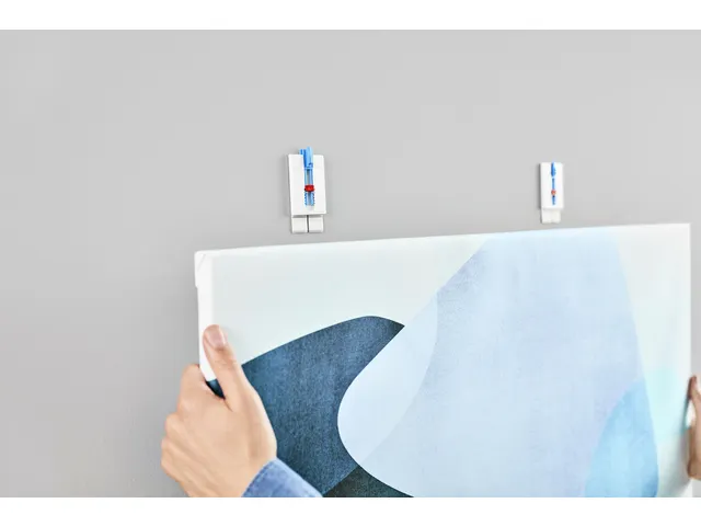 Clou adhésif Tesa pour toiles sur papier peint et plâtre 2kg