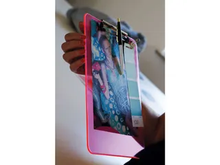 Klembord MAUL A4 staand transparant PS neon roze - 11