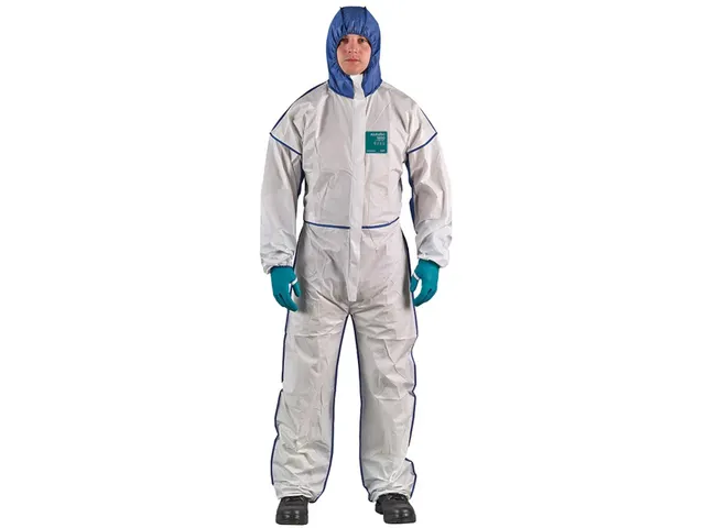 Ansell Alphatec 1800 Comfort overall, model 195 - M