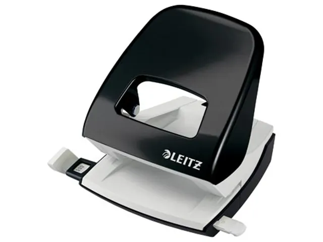 WOW perforator, 30 blad, zwart, op blister