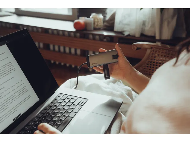 V3 USB-stick USB 3.2 Gen 1 128GB