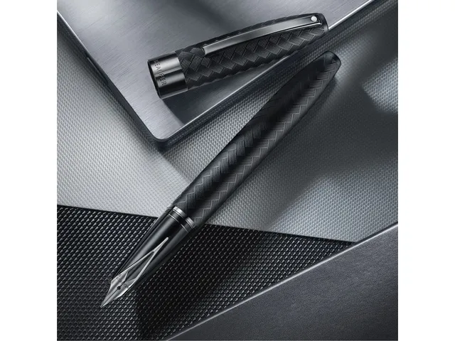 Vulpen Sheaffer Legacy 9066 Chevron matte black, gun metal nib, trims,