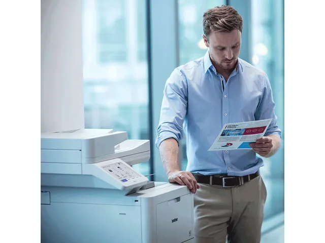 Zakelijke A4 all-in-one kleurenlaserprinter met diverse papieropties,