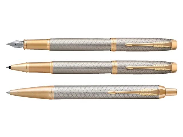 Balpen Parker IM Premium Warm Silver GT Medium Blauwe inkt