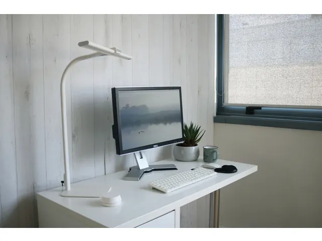 Bureaulamp Unilux Strata base led wit