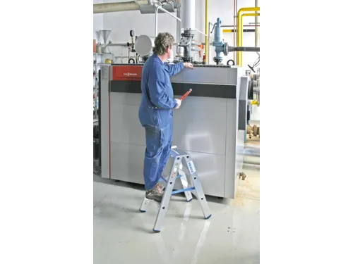 Vouwladder Aluminium H 750Mm Aan Beide Zijden Te Gebruiken 2X3Treden