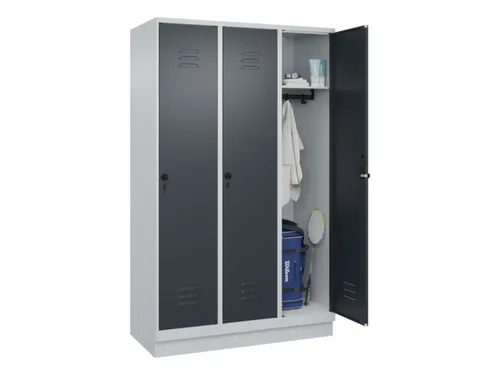 locker,HxBxD 1950x1200x500mm,3vak,vak B 400mm,draaigrendel,sokkel