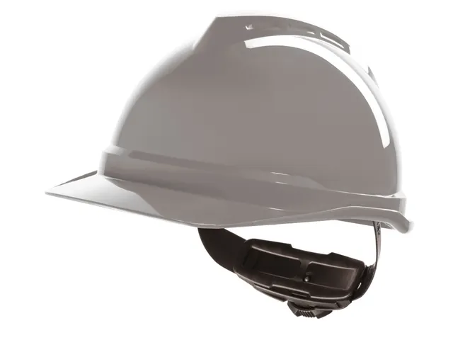 MSA V-Gard 500 ongeventileerde veiligheidshelm met Fas-Trac III binnen