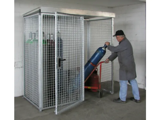 Gasflessendepot Dak Staal/Gaas Hxbxd 2180x2100x1085mm 32 Gasflessen