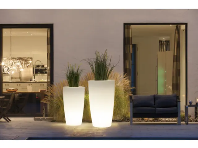 plantenzuil,rond,PE,translucent,HxØ 900x510mm,35l,m. verlichting