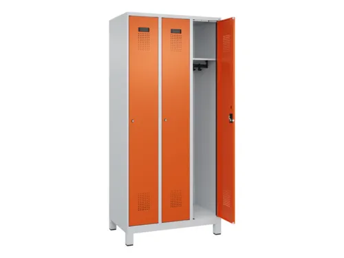 locker,HxBxD 1950x900x500mm,3vak,vak B 300mm,cil.-slot,voeten