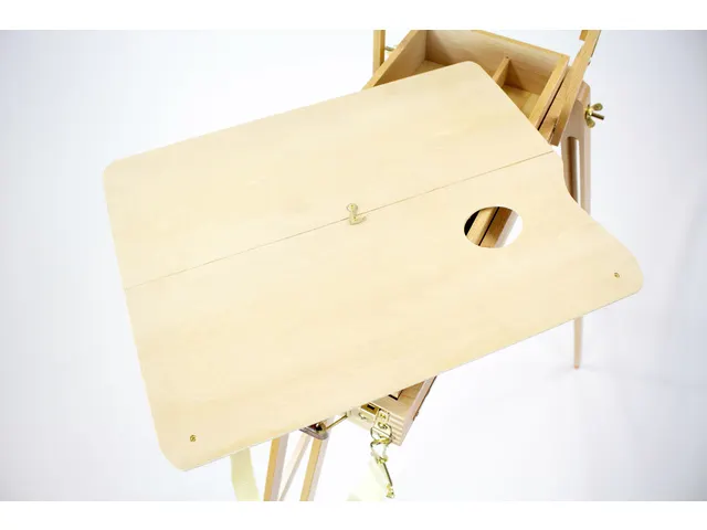 Chevalet de terrain Kangaro bois de hêtre Pour toile jusqu'à 85 cm.