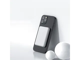 XtremeMac 5000mAh Magnetic Powerbank | Compact MagSafe Charger - 7