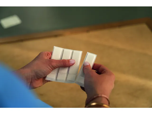 Kleefsttip tesa Powerstrips Click Medium 4 paar wit