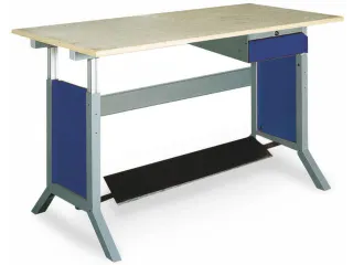 Montagetafel Basis 735-1100x1500x750mm Multiplex 25mm Voetensteun - 1