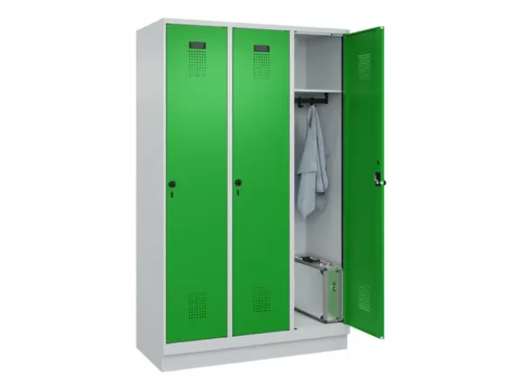 locker,HxBxD 1950x1200x500mm,3vak,vak B 400mm,draaigrendel,sokkel