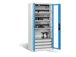 acculaadkast 1950x930x500mm 15stekkerdozen 230V ventilator fr. RAL5012