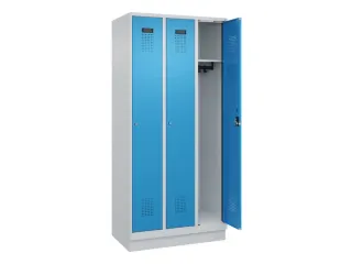 locker,HxBxD 1950x900x500mm,3vak,vak B 300mm,cil.-slot,sokkel - 2