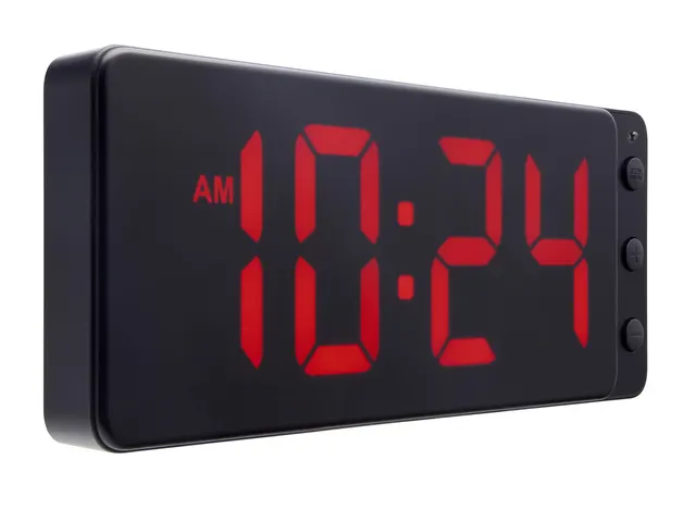 Horloge de table/murale NeXtime Digital Clock Red de 27,2 x 10,8 cm