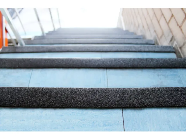 tape,zwart,band LxB 18,3mx50mm,met antislip-eigenschappen