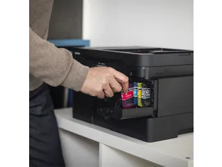 Inktcartridge Brother LC-527XLM HC rood 2000 pagina's - 4