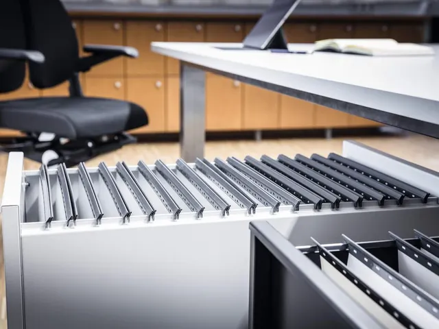 Bac Mobile Dossiers Suspendus Durable A6583-469 A4 Noir