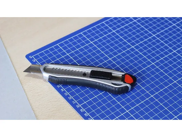 Cutter Westcott Lame 18mm Aluminium Fermeture à coulisser