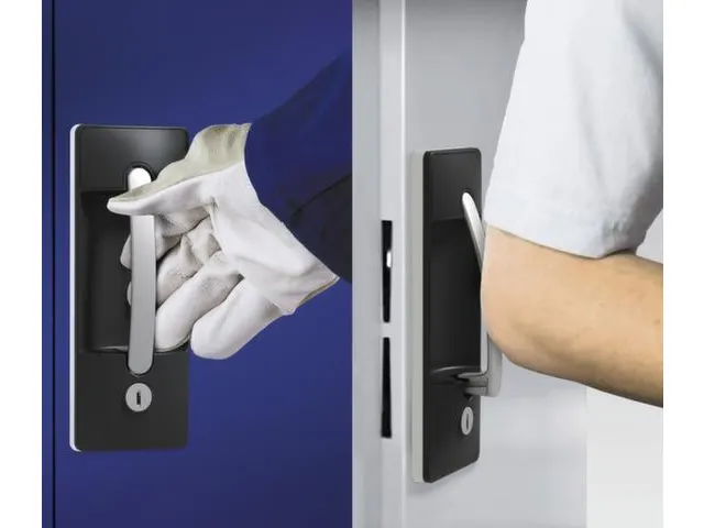 grootvolumekast 1950x1200x500mm 3 legborden/ laden RAL7035