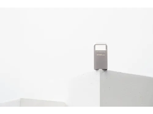 256GB DataTraveler Micro 200MB/s Metal USB 3.2 Gen 1