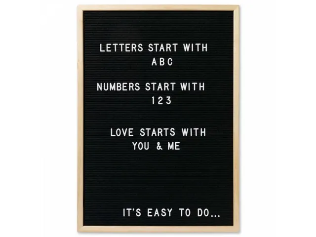 Letterbord 50x70 met 149 witte