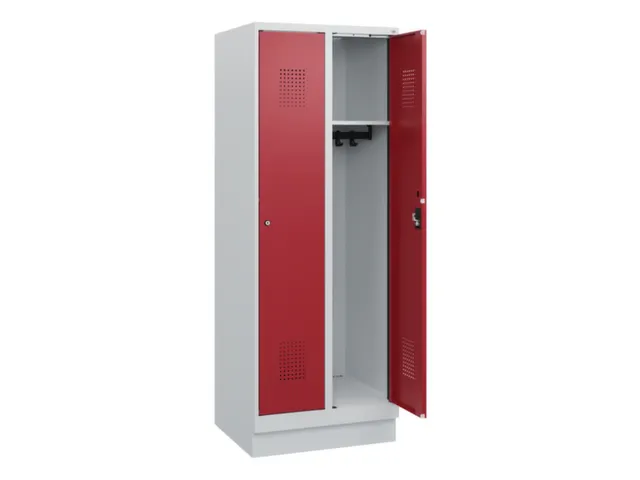 schoollocker,HxBxD 1630x600x500mm,2vak,vak B 300mm,cil.-slot,sokkel
